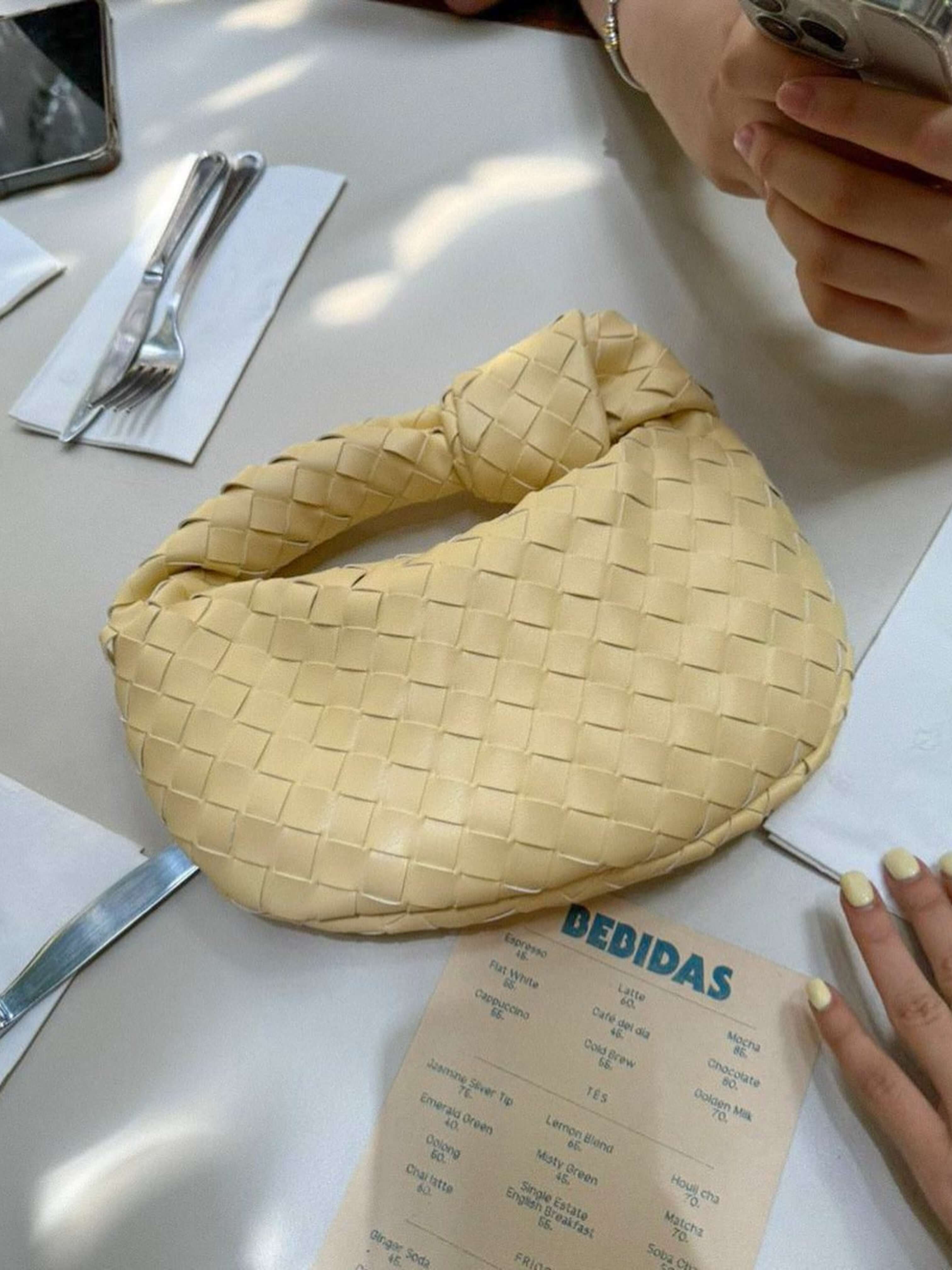 Sienna | Liten Väska med Flätat Handtag