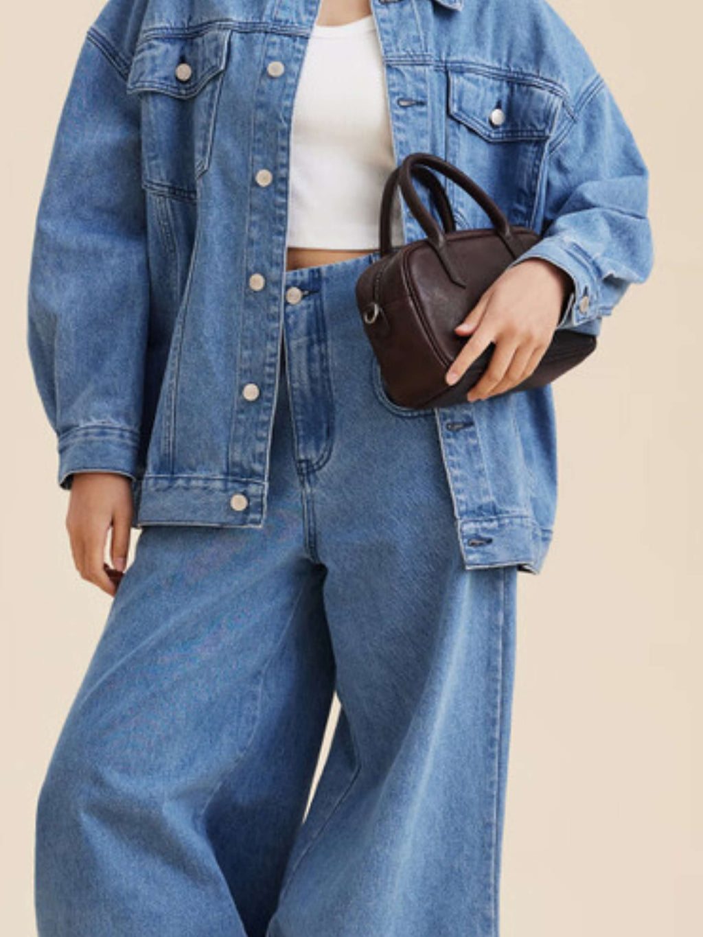 Eliza | Fyrkantig Väska med Glansig Dragkedja