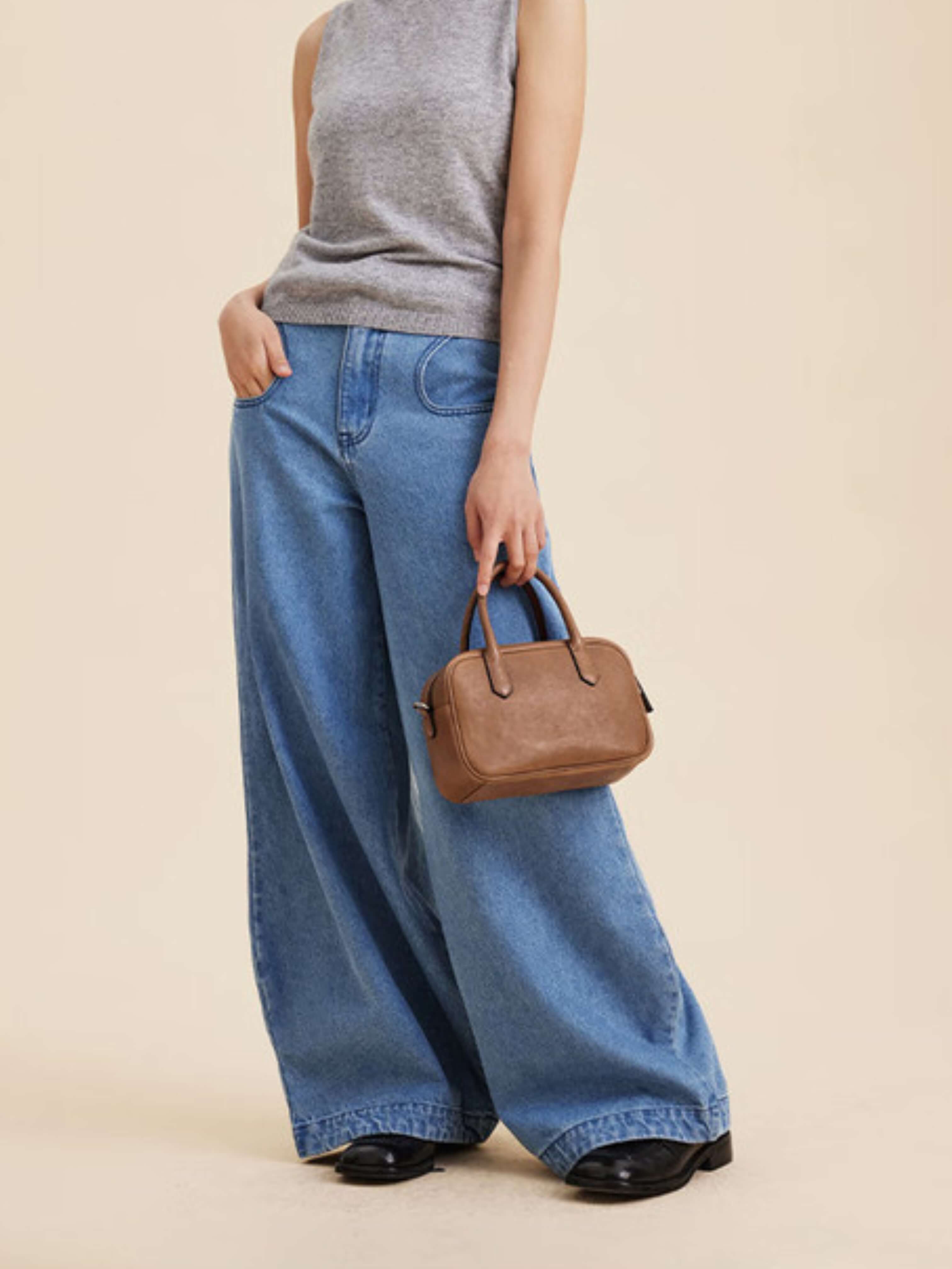 Eliza | Fyrkantig Väska med Glansig Dragkedja