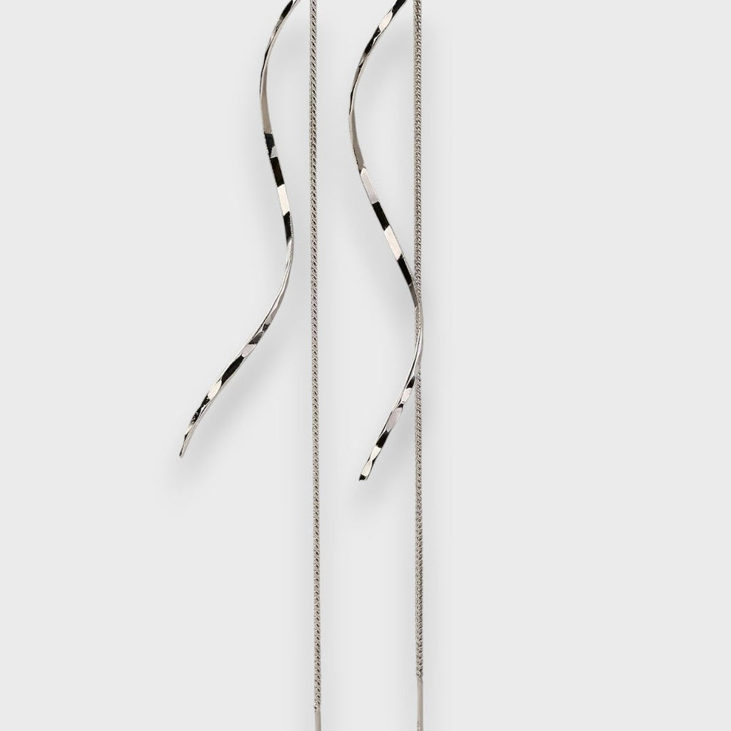 Elwira – Långa örhängen med vågform