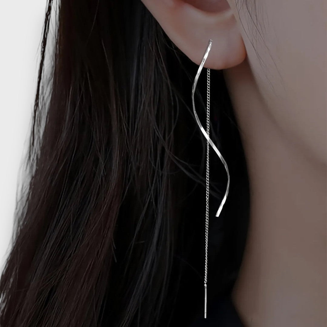 Elwira – Långa örhängen med vågform